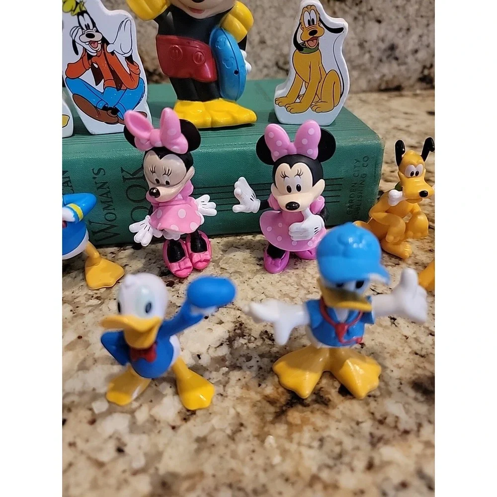 Mickey Mouse and Friends Toys Set Figures Lot Cake Topper Figurines Lot Of 17